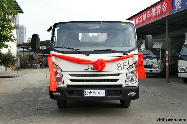 JMC Kairui 800H 152 hp 4X2(6 wheels) Sweeper Truck (Huawei Chile Brand) Exterior