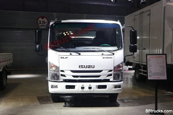 Qingling Isuzu KV100 120 hp 4X2(6 wheels) 4.015m Refrigerated Truck Exterior
