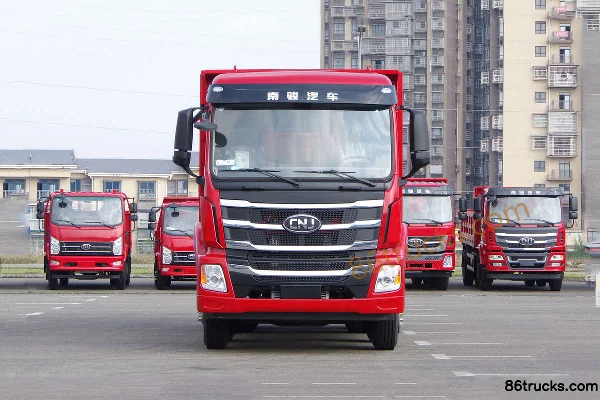 NanJun Ruiyu K60 300hp 8X4(12 wheels) 6m Dump Truck Exterior (2) | 86Trucks