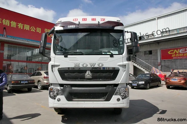 Shaoqi (Shaoye Brand) Shaoqi (Shaoye Brand) Sinotruk HOWO Chassis truck-mounted crane