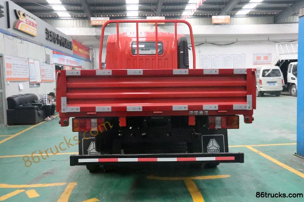 Sinotruk HOWO Hanvo 170hp 4X2(6 wheels) 3.3m semi-panel flatbed light truck (Fast Gear 8-speed) Body (3) | 86Trucks