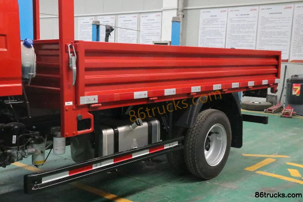 Sinotruk HOWO Hanvo 170hp 4X2(6 wheels) 3.3m semi-panel flatbed light truck (Fast Gear 8-speed) Body (1) | 86Trucks