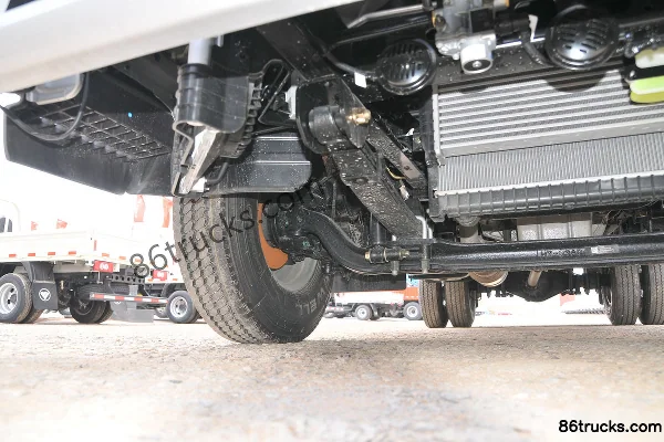 Foton Aumark Superspeed 150hp 4X2(6 wheels) 4.18m Single-row Flatbed Light Truck Chassis (2) | 86Trucks