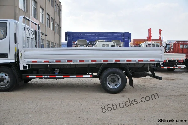 Foton Aumark Superspeed 150hp 4X2(6 wheels) 4.18m Single-row Flatbed Light Truck Body (2) | 86Trucks