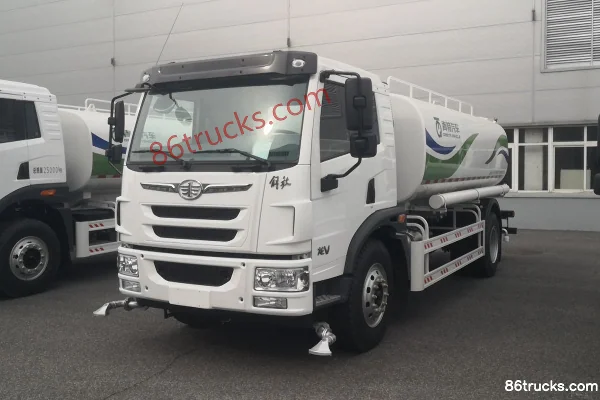 FAW Jiefang Qingdao Long V 220 hp 4X2(6 wheels) Water Sprinkler Truck Exterior (2) | 86Trucks