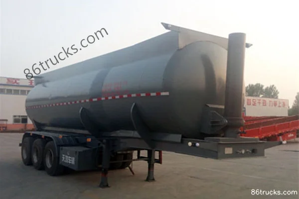 Hualiang Tianhong 9.9m medium-density powder particle transport semi-trailer Exterior