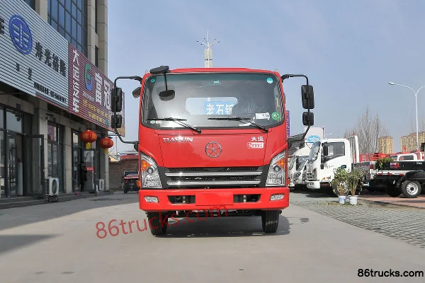Dayun New Aopuli 156hp 4X2(6 wheels) 4.12m Single Row Flatbed Truck Exterior (2) | 86Trucks
