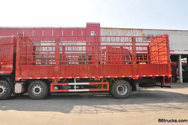 DongfengLiuqi Chenglong H5 camion porteur 290 ch 6X2(8 roues) 9,4 m camion porteur à ridelles Carrosserie (2) | 86Trucks