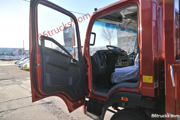 Sinotruk HOWO Wang Series 190 hp 4X2(6 wheels) 5.5m single cab flatbed light truck (1) | 86Trucks