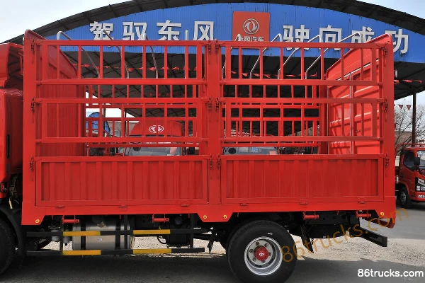 Dongfeng Duolika D6-L Ruineng Edition 130 hp 4X2(6 wheels) 4.17m single-row stake truck Body (2) | 86Trucks