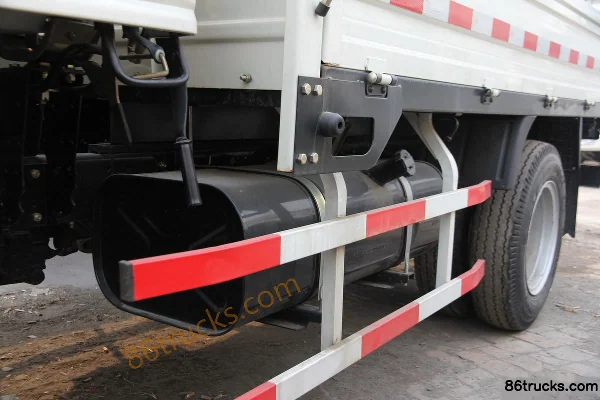 JAC Kangling 46 ch 4X2(6 roues) 3,7 m porteur plateau simple cabine Châssis (2) | 86Trucks