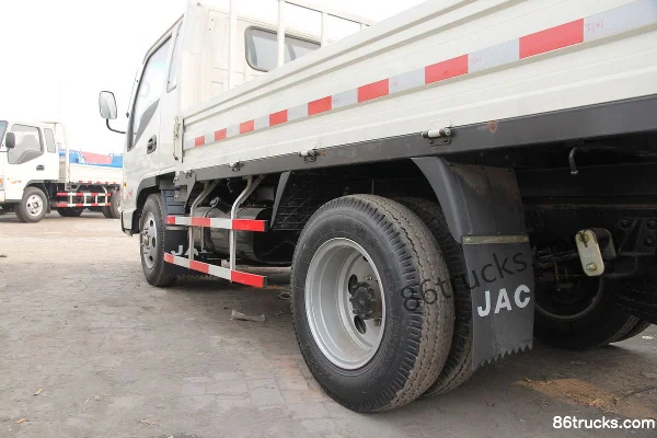 JAC Kangling 46 ch 4X2(6 roues) 3,7 m porteur plateau simple cabine Châssis (1) | 86Trucks