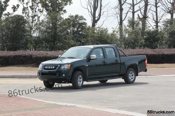 2012 HIGER Yujun 102 hp 2.8L Diesel Large Double Row Pickup Cab