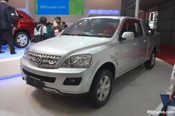 Huanghai Dachai Shen Supreme Edition Standard Type 2012 Model 2WD 2.4L Gasoline Double Row Pickup Cab (5) | 86Trucks