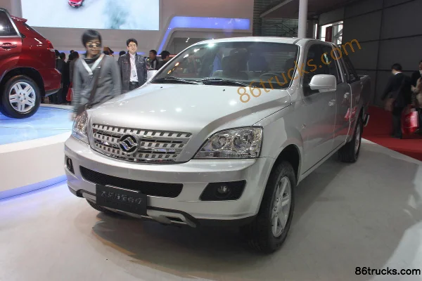 Huanghai Dachai Shen Supreme Edition Standard Type 2012 Model 2WD 2.4L Gasoline Double Row Pickup Cab (3) | 86Trucks
