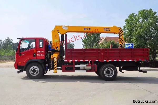 Dayun Aopuli 170hp 4X2(6 wheels) truck-mounted crane Exterior (3) | 86Trucks
