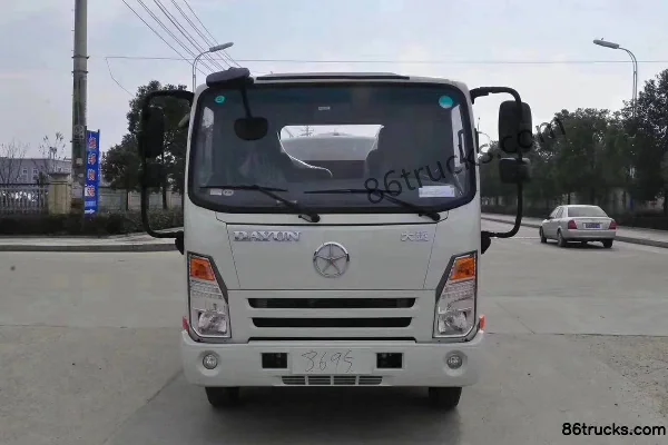 Dongzheng (Yandi) Dongzheng (Yandi) Dayun chassis water sprinkler truck