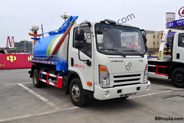 Dongzheng (Yandi) Dongzheng (Yandi) Dayun chassis suction/septic tank truck
