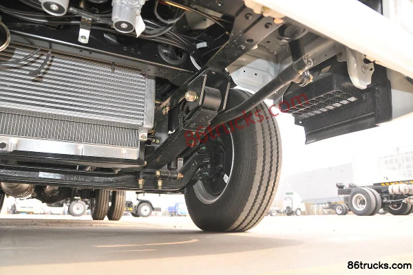 Kama Kaijie M3 Deluxe Edition 150hp 4X2(6 wheels) 4.16m single-row van truck (WLY6-speed) (China VI) Chassis (3) | 86Trucks