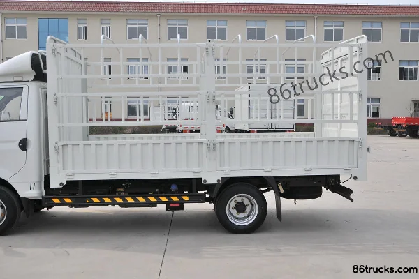 Kama Ruihang X3 High Spec 110hp 4X2(6 wheels) 2.7m Double Row Stake Truck Mini Truck Body (2) | 86Trucks