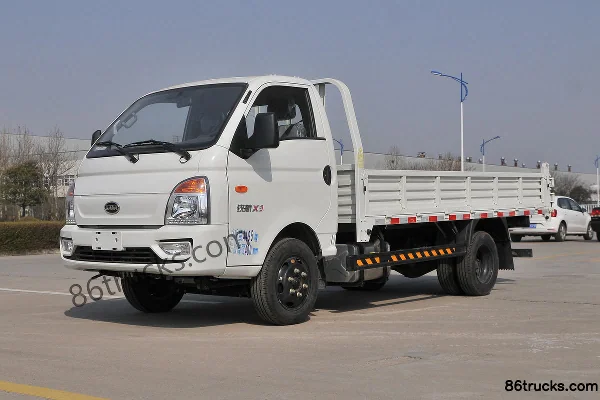 Kama Ruihang X3 110 hp 4X2(6 wheels) 3.6m dump truck Exterior (3) | 86Trucks