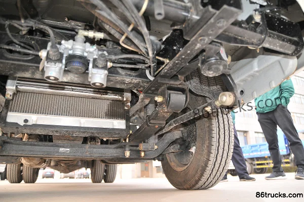 Kama Ruihang X3 110 hp 4X2(6 wheels) 3.6m dump truck Chassis (3) | 86Trucks