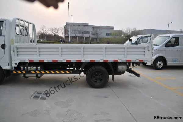 Kama Ruihang X3 110 hp 4X2(6 wheels) 3.6m dump truck Body (3) | 86Trucks