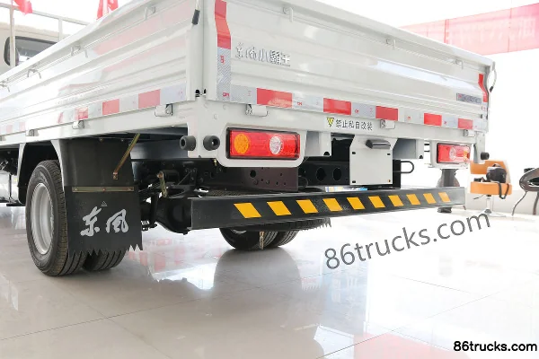 Dongfeng Xiaobawang W17 1.6L 123hp 4X2(6 wheels) 3.95m Single Row Flatbed Mini Truck Body (1) | 86Trucks
