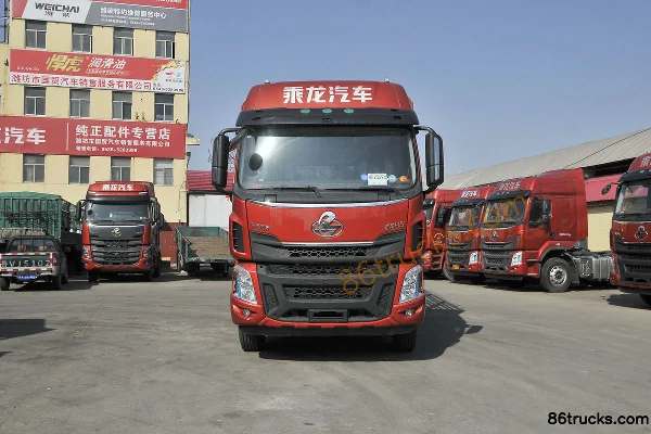 DongfengLiuqi Chenglong H5 camion porteur 290 ch 6X2(8 roues) 9,4 m camion porteur à ridelles Extérieur (2) | 86Trucks