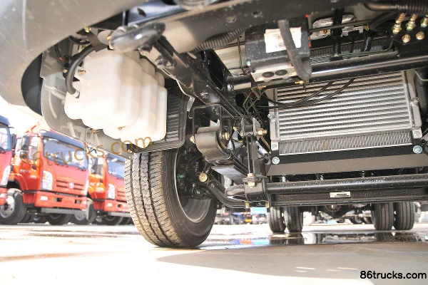 Feidi DX 1.9L 102 ch 4X2(6 roues) 3,95 m camion plateau simple cabine (rapport 4,875) Châssis (2) | 86Trucks