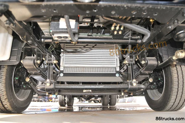 Feidi DX 1.9L 102 ch 4X2(6 roues) 3,95 m camion plateau simple cabine (rapport 4,875) Châssis (1) | 86Trucks