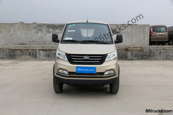 NanJun Ruishuai F2 Series Flagship Edition 133 hp 4X2(6 wheels) 2.515m Double Row Flatbed Mini Truck Exterior (2) | 86Trucks
