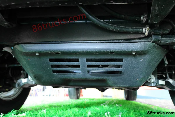 Foton Tunland E7 2019 City Edition Mid-Trim 2.0T Gasoline 218 hp Automatic 4WD Double Cab Pickup Body (1) | 86Trucks