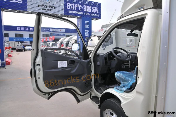 Foton Shidai K2 88 hp 4X2(6 wheels) 3.67m Single Row Flatbed Light Truck Cab (1) | 86Trucks