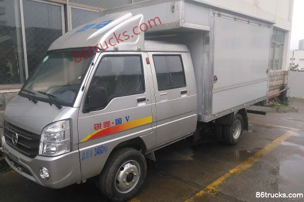 Kama Ruiling High Spec 1.3L 87hp 4X2(6 wheels) Gasoline 2.7m Double Row Sales Truck Exterior (2) | 86Trucks