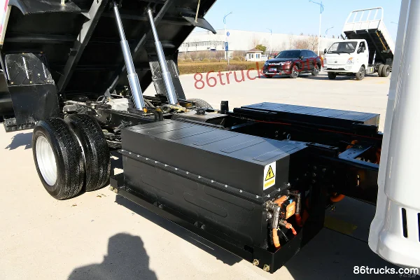 Kama Ruihang EV 3.5T 3.83m Single-row Pure Electric Dump Truck (Width 1.84m) 58.91kWh 4X2(6 wheels) Cab (1) | 86Trucks