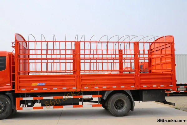 Dongfeng Tianjin VR 4L Diesel 170 hp 4X2(6 wheels) Fast Gear 8-speed 5.79m Semi-sleeper Stake Cargo Truck Body (1) | 86Trucks