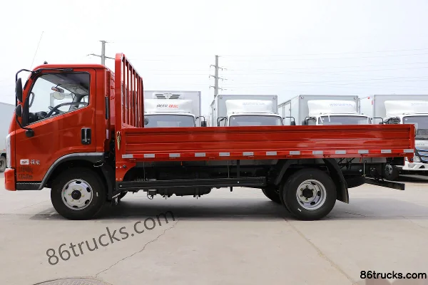 Foton Times Leading 6 150hp 4X2(6 wheels) 4.2m single-row flatbed light truck Body (1) | 86Trucks
