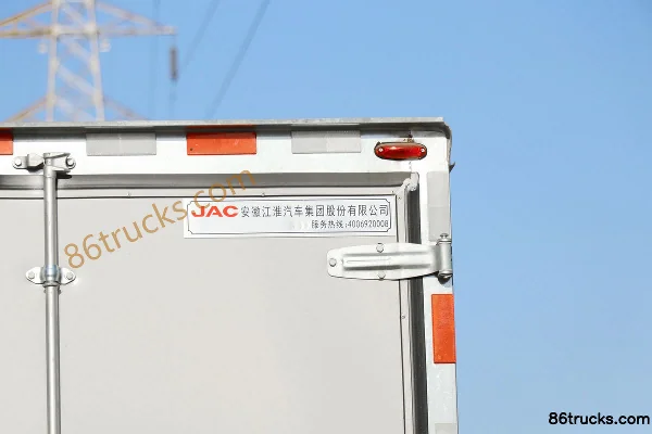 JAC Shuailing i5 4.5T 4.13m cabine simple camion léger frigorifique électrique 103.42kWh 4X2(6 roues) Carrosserie (3) | 86Trucks