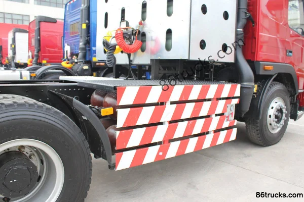 Dayun 350 hp 6X4(10 wheels) CNG tractor truck Chassis (2) | 86Trucks
