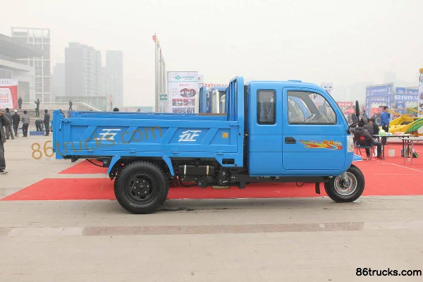 Wuzheng Aoxiang Fully Enclosed Dump Three-Wheel Low-Speed Truck Exterior (3) | 86Trucks