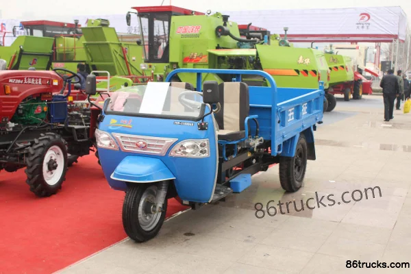Wuzheng Xiaofeihu Semi-Enclosed Dump Three-Wheel Low-Speed Truck Exterior (2) | 86Trucks