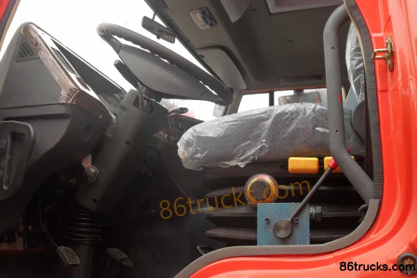 SAIC Hongyan Jingang Heavy Truck 310hp 6X4(10 wheels) 5.6m Dump Truck Cab (1) | 86Trucks