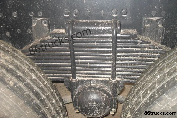 SAIC Hongyan Jingang Heavy Truck 310hp 6X4(10 wheels) 5.6m Dump Truck Chassis (3) | 86Trucks
