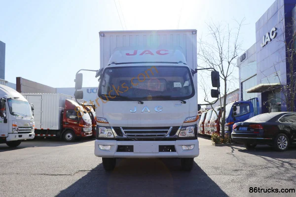 JAC Junling V6 130 hp 4X2(6 wheels) 4.18m single-row flatbed light truck (China VI) Exterior (2) | 86Trucks