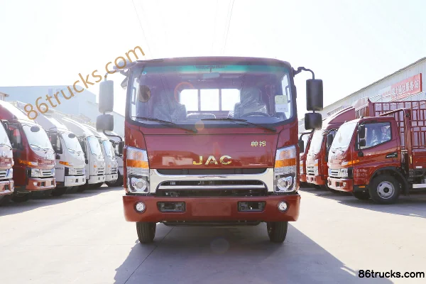 JAC Shuailing Q6 Comfort 136hp 4X2(6 wheels) 4.18m Single Row Flatbed Light Truck (China VI) Exterior (2) | 86Trucks