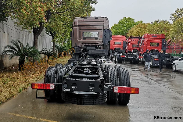 FAW Jiefang Qingdao JH6 camion lourd édition Leader 460 ch 8X4(12 roues) 9,5 m camion porteur à caisse avec boîte automatique AMT Extérieur