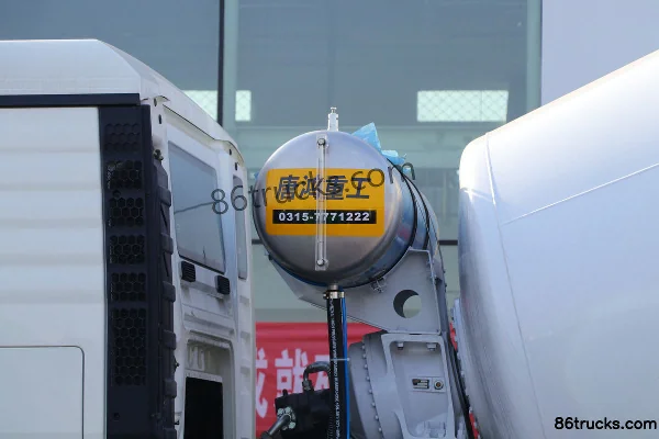 Sinotruk HOWO T5G 340hp 8X4(12 wheels) 7.7m³ Concrete Mixer Truck (Tanghong Heavy Industry Brand) (XT5319GJBT5F) Body (1) | 86Trucks