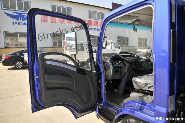 Tangjun Ouling T1 Series 110 hp 4X2(6 wheels) 3.02 m dump truck Cab (1) | 86Trucks