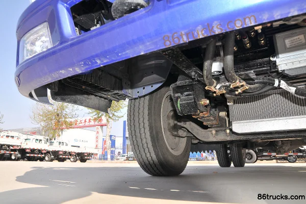 Tangjun Ouling T1 Series 110 hp 4X2(6 wheels) 3.02 m dump truck Chassis (3) | 86Trucks